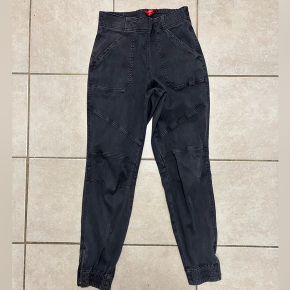 Spanx Stretch Twill Cargo Jogger Pants in Gray Size M